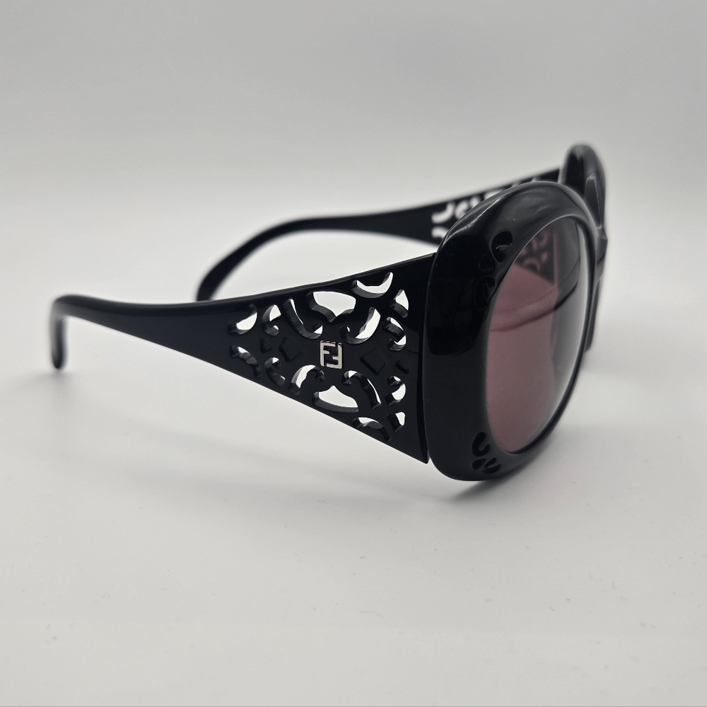 Fendi Black Sunglasses with Rose Lenses - Picture 2 of 6